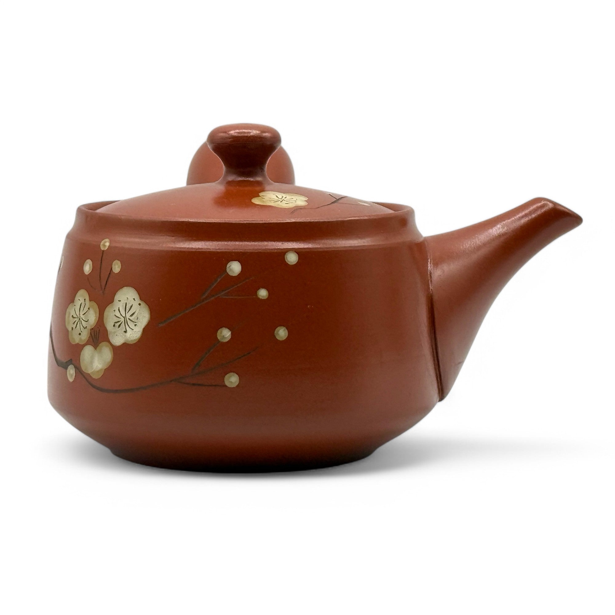 Fusensaku Hakubai White Blossom Red Tokoname-yaki Kyusu Japanese teapot for authentic loose leaf green tea brewing.