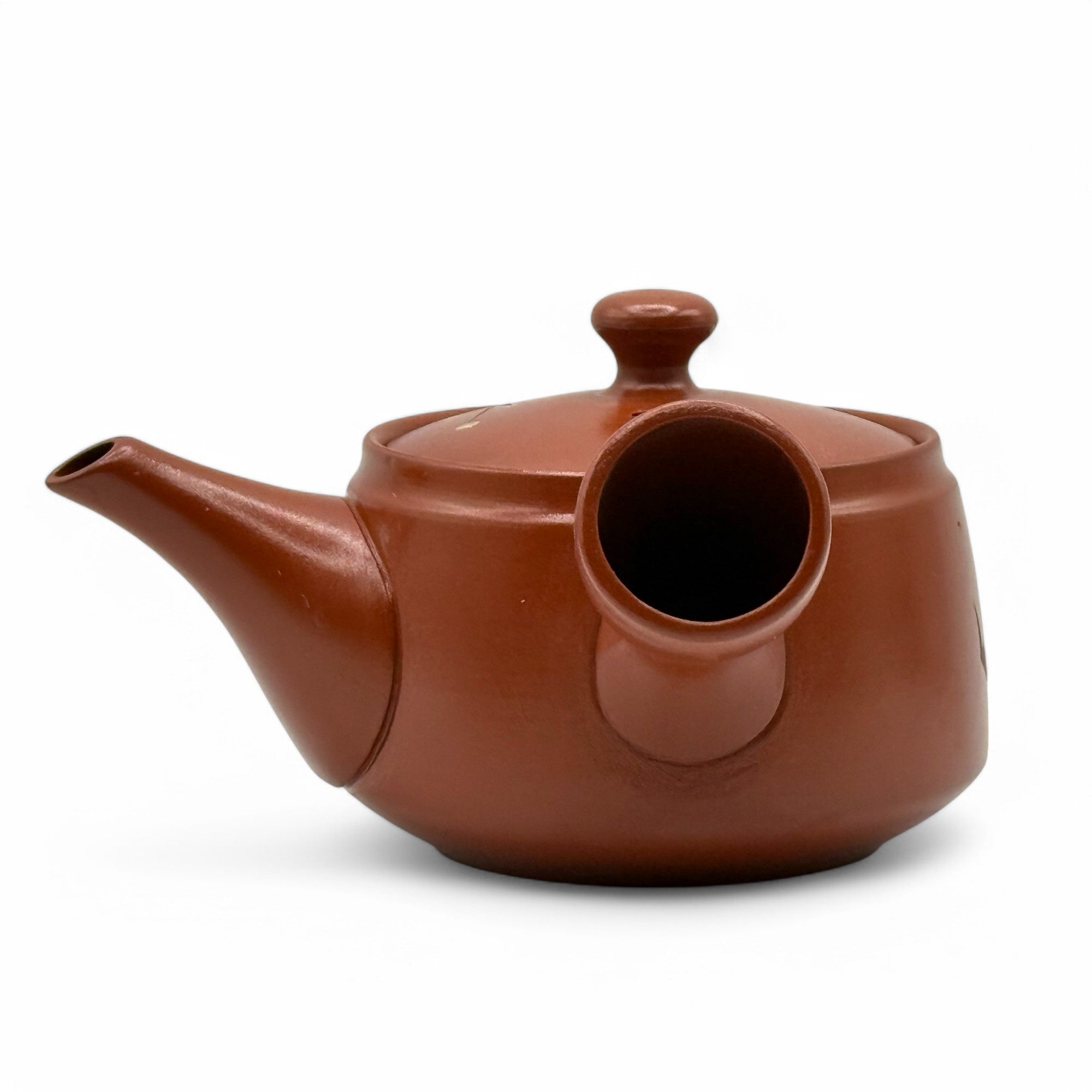 Fusensaku Hakubai White Blossom Red Tokoname-yaki Kyusu Japanese teapot for authentic loose leaf green tea brewing.