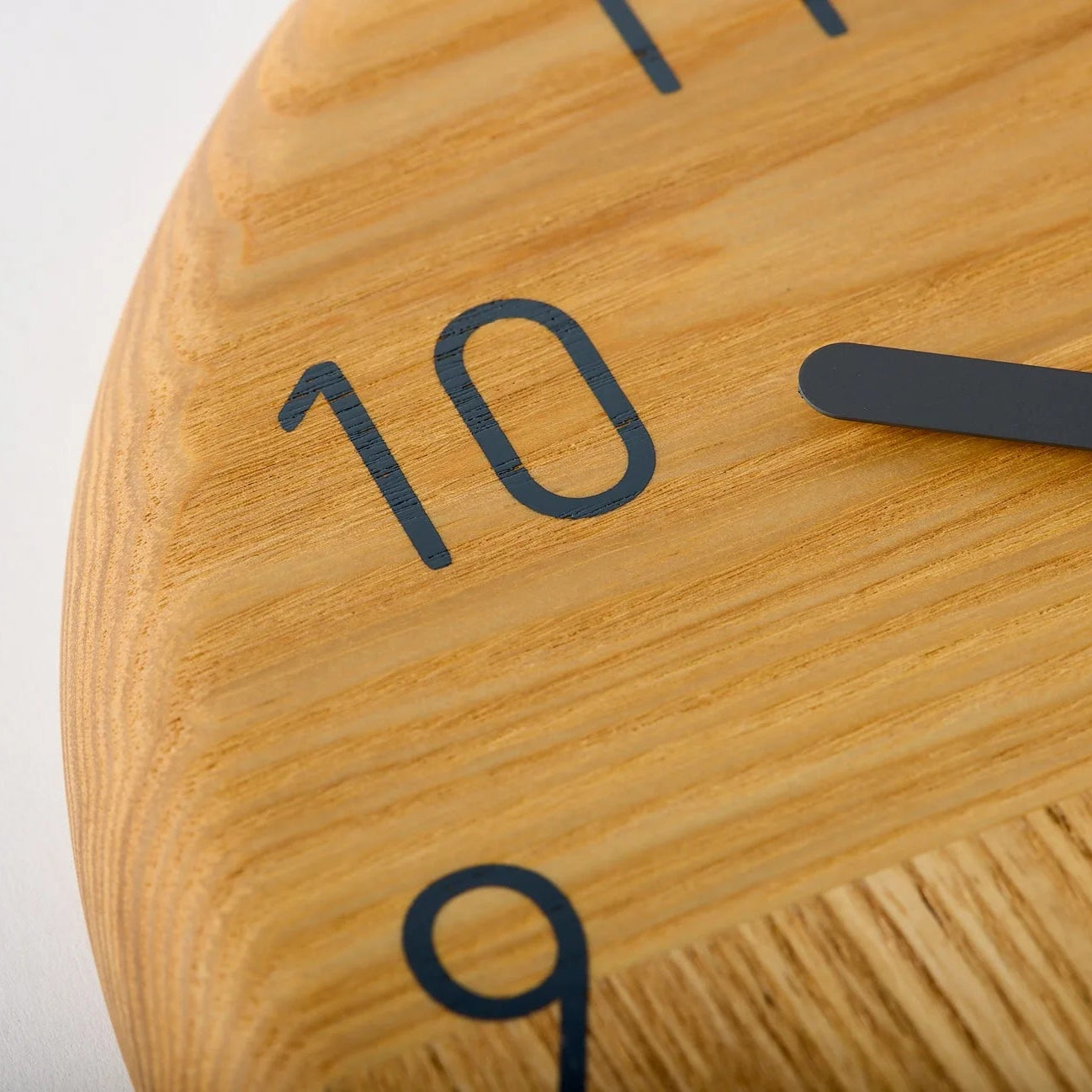 Handcrafted Japanese Hagi wooden clock with round face, minimalist and traditional design.