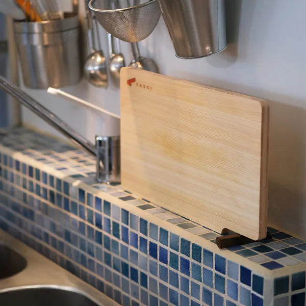 Japanese classic wooden cutting board durable kitchen chopping board for food prep.