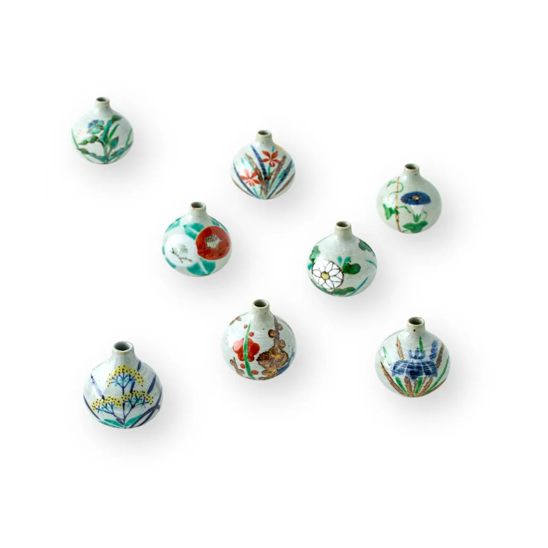 Japanese tesai kabin flower vase, handcrafted ceramic ikebana vase with traditional design