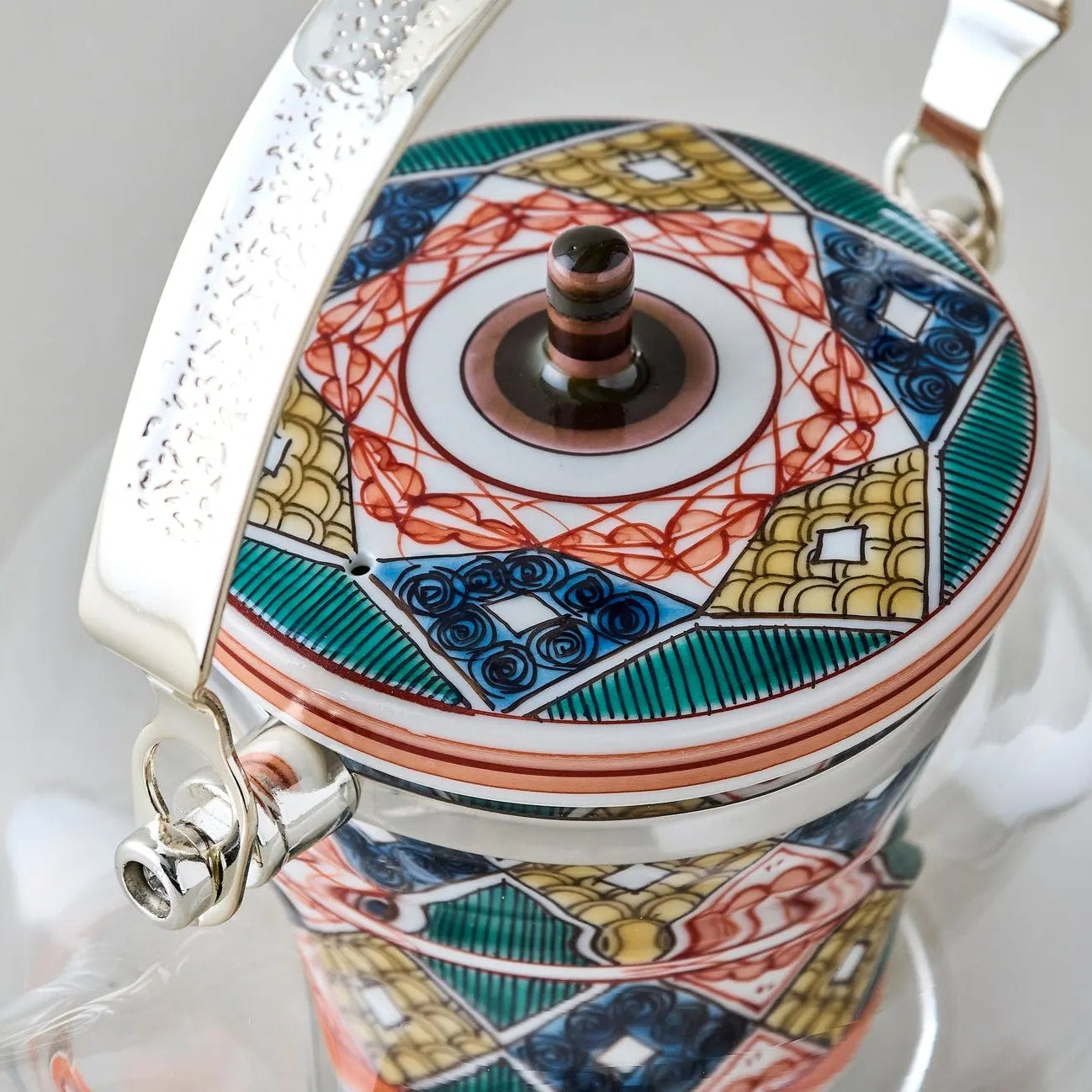 Kōdai Ko-Kutani glass teapot with diamond motif, elegant Japanese craftsmanship for tea lovers.
