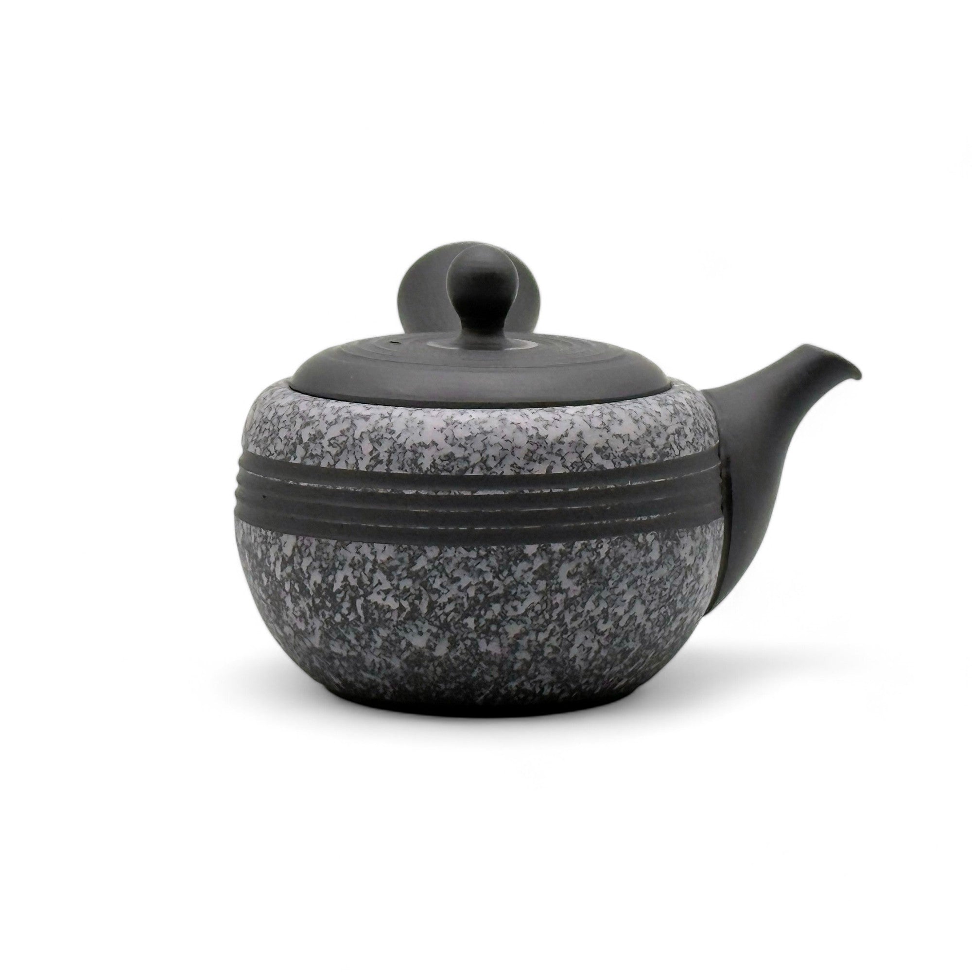 Komaru Gray Tokoname-yaki Kyusu Japanese teapot, traditional handcrafted ceramic for brewing green tea.