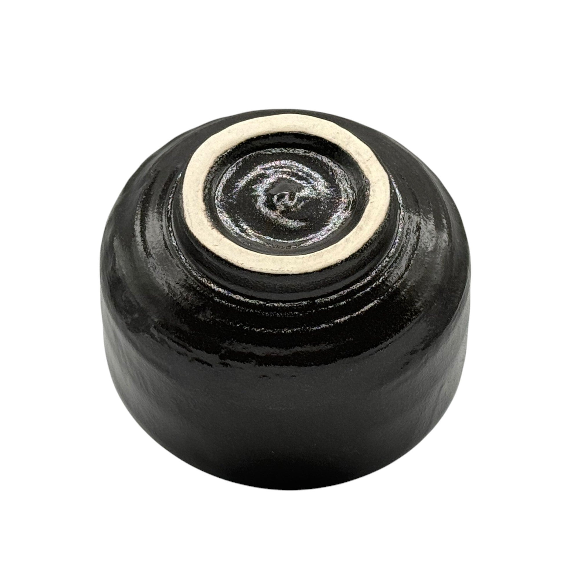 Kurogane Hake black Mino-yaki chawan by Genji Japanese matcha bowl handcrafted ceramic tea bowl.