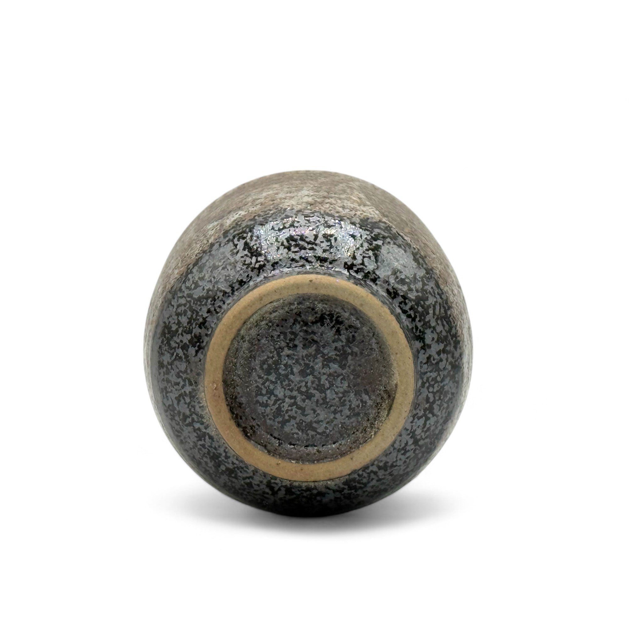 Handcrafted Mino-yaki Yunomi Japanese teacup with traditional glaze, perfect for daily tea rituals.
