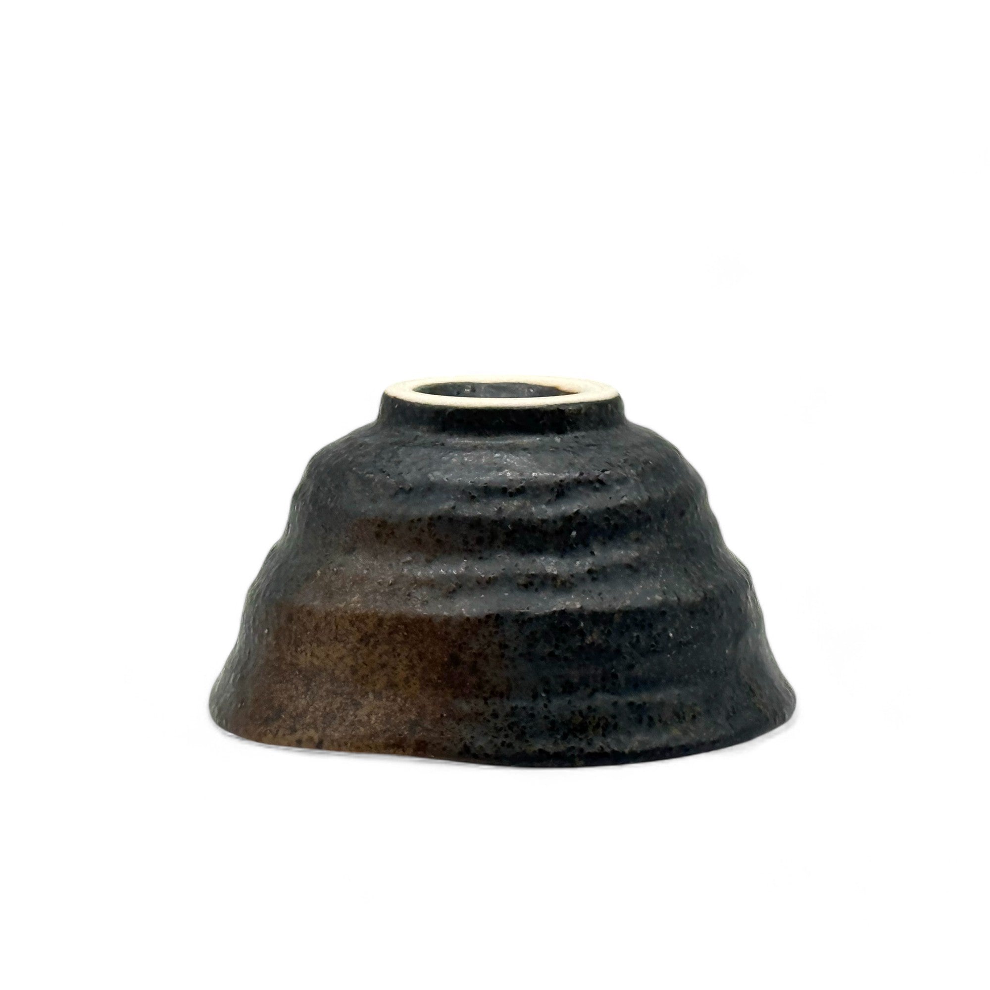 Handcrafted Bizen-yaki Yunomi Japanese Sencha teacup with traditional glaze, perfect for daily tea rituals.