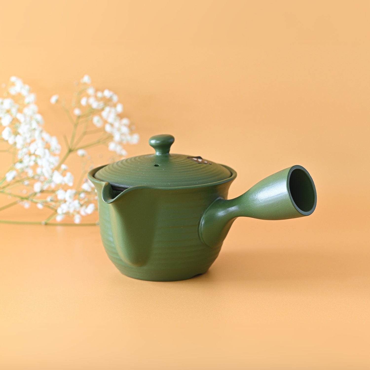 Ryokufū Green Tokoname-Yaki Kyusu, handcrafted Japanese teapot perfect for brewing green tea.