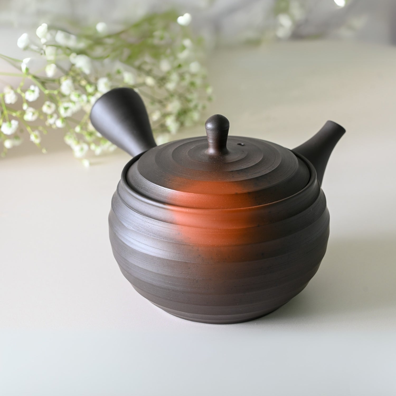 Satori Japanese Kyusu tea set – traditional ceramic teapot for authentic matcha and green tea ceremony.