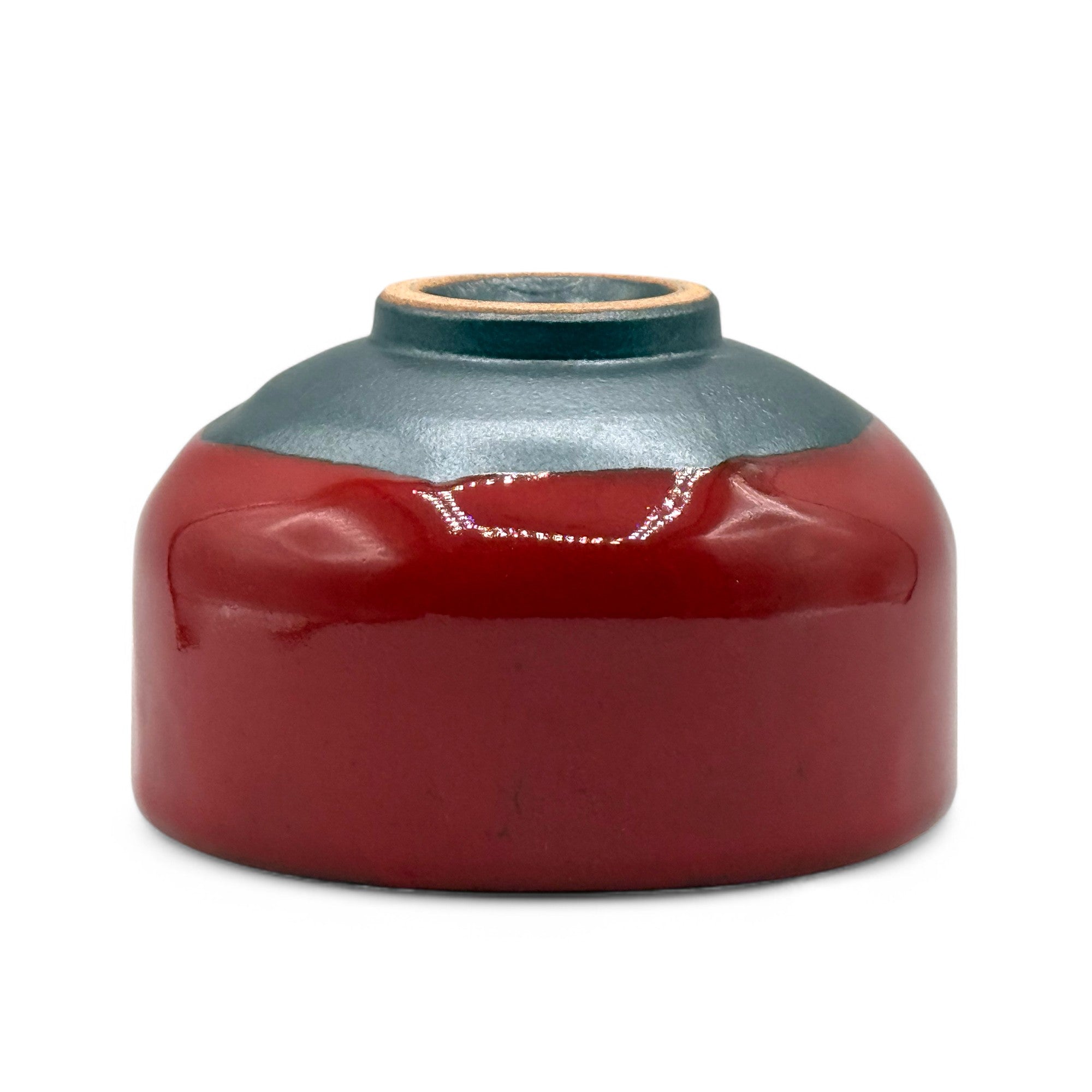Showa red Mino-yaki matcha bowl handmade by Shotoen, authentic Japanese chawan for matcha tea ceremony.