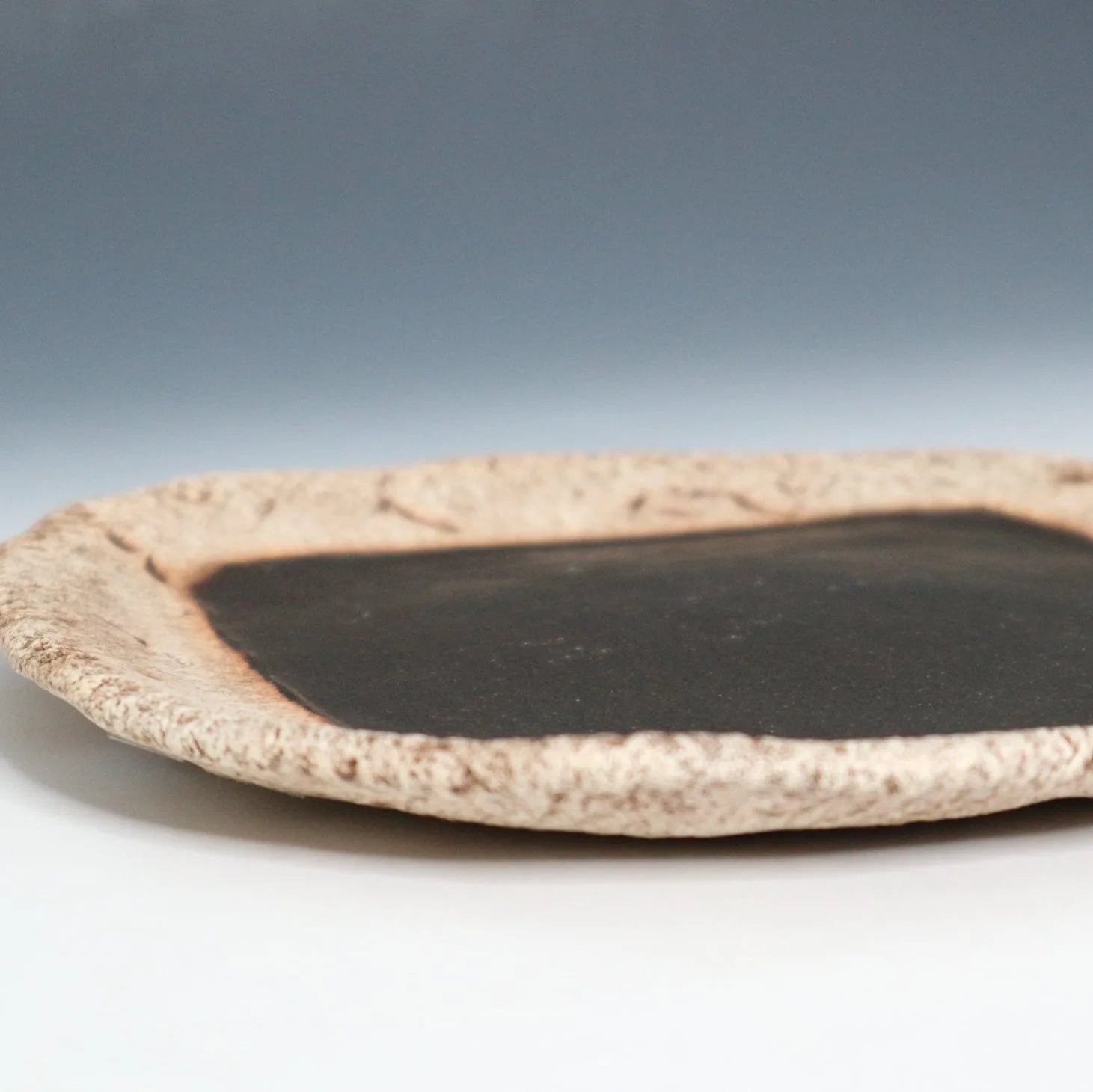 Tōjishiki 21cm Japanese semi-porcelain & clay plate, handcrafted elegant tableware for dining or gifts.