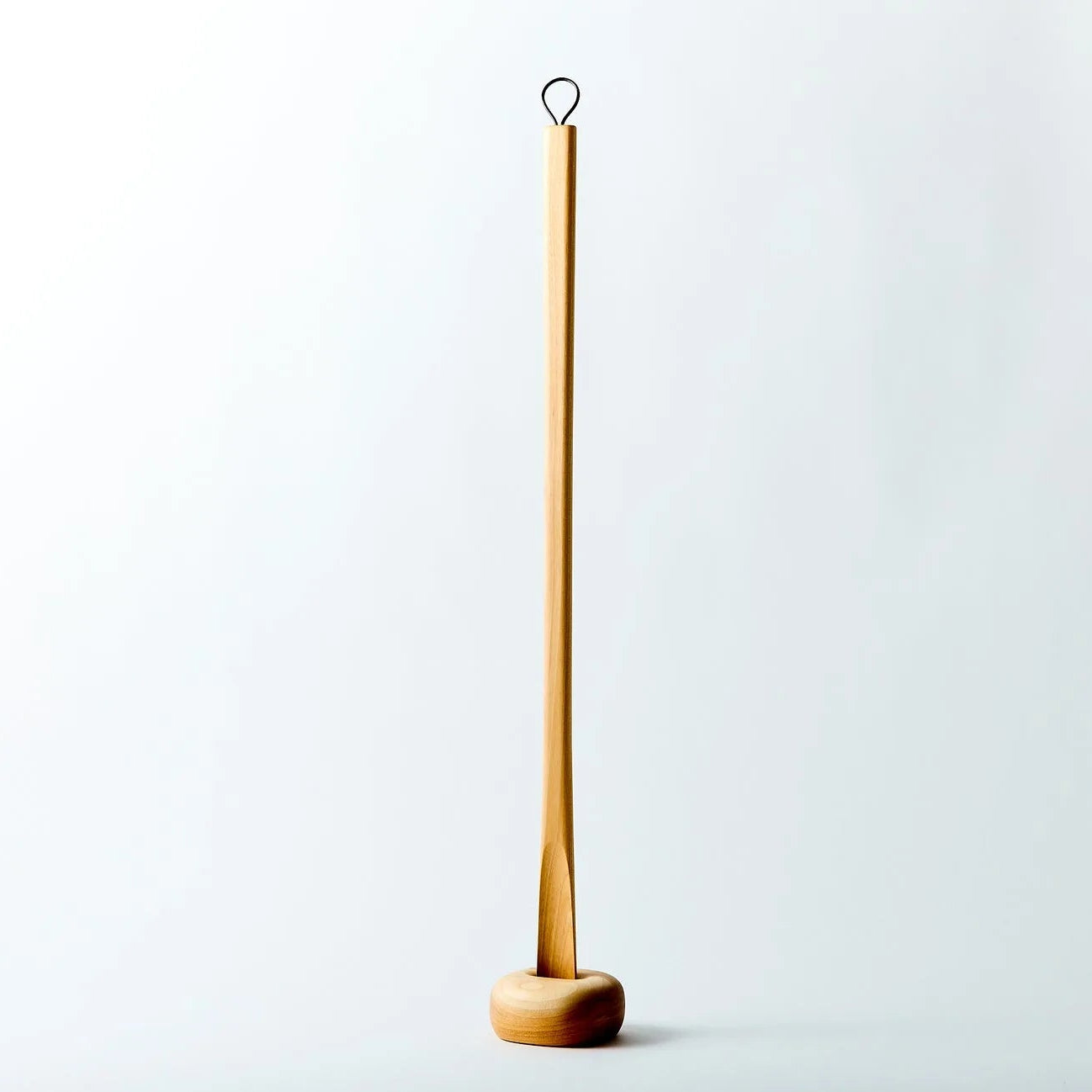 Yuhuro Japanese comfy shoehorn for easy, ergonomic slip-on shoes, designed for comfort and effortless use.