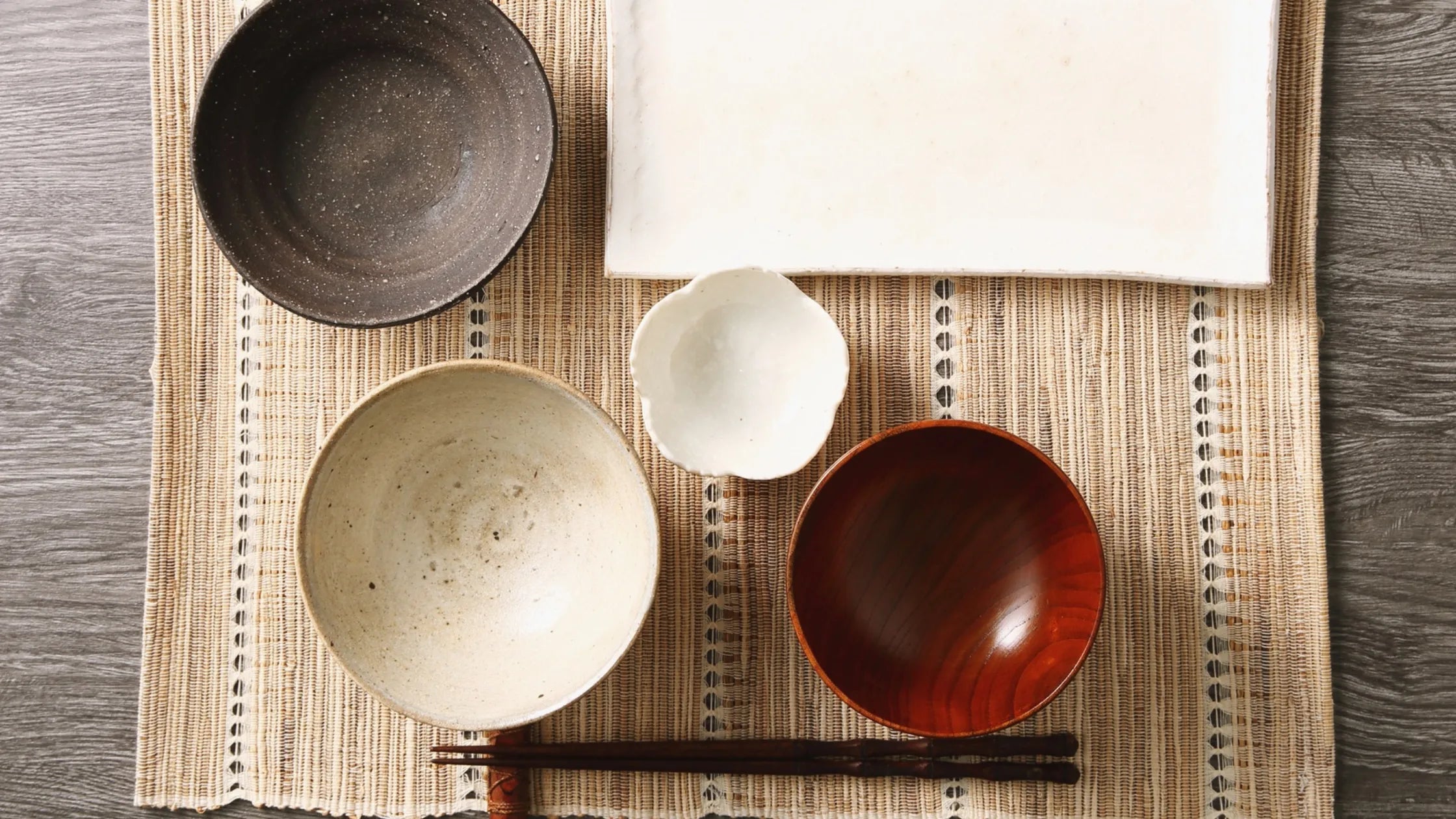 Exploring Japanese Tableware: From Plates to Chopsticks