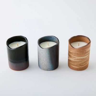 Akikaze Autumn Breeze Japanese aroma candle with sandalwood and cedar scent in minimalist glass jar, soy wax, calming home décor.