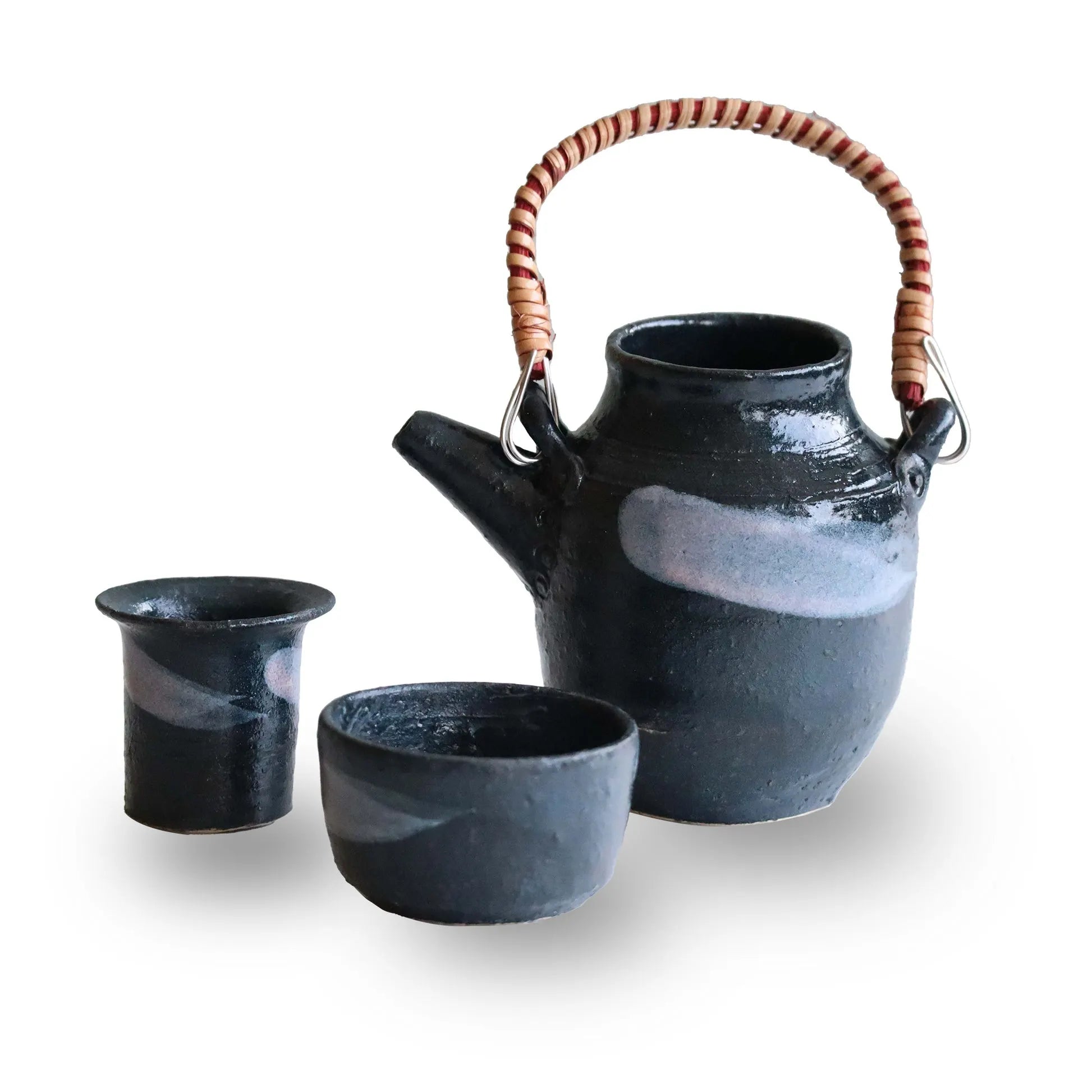 Eiki Kisha Teapot Set – Japanese secret meeting tea set for intimate gatherings and elegant tea ceremonies.
