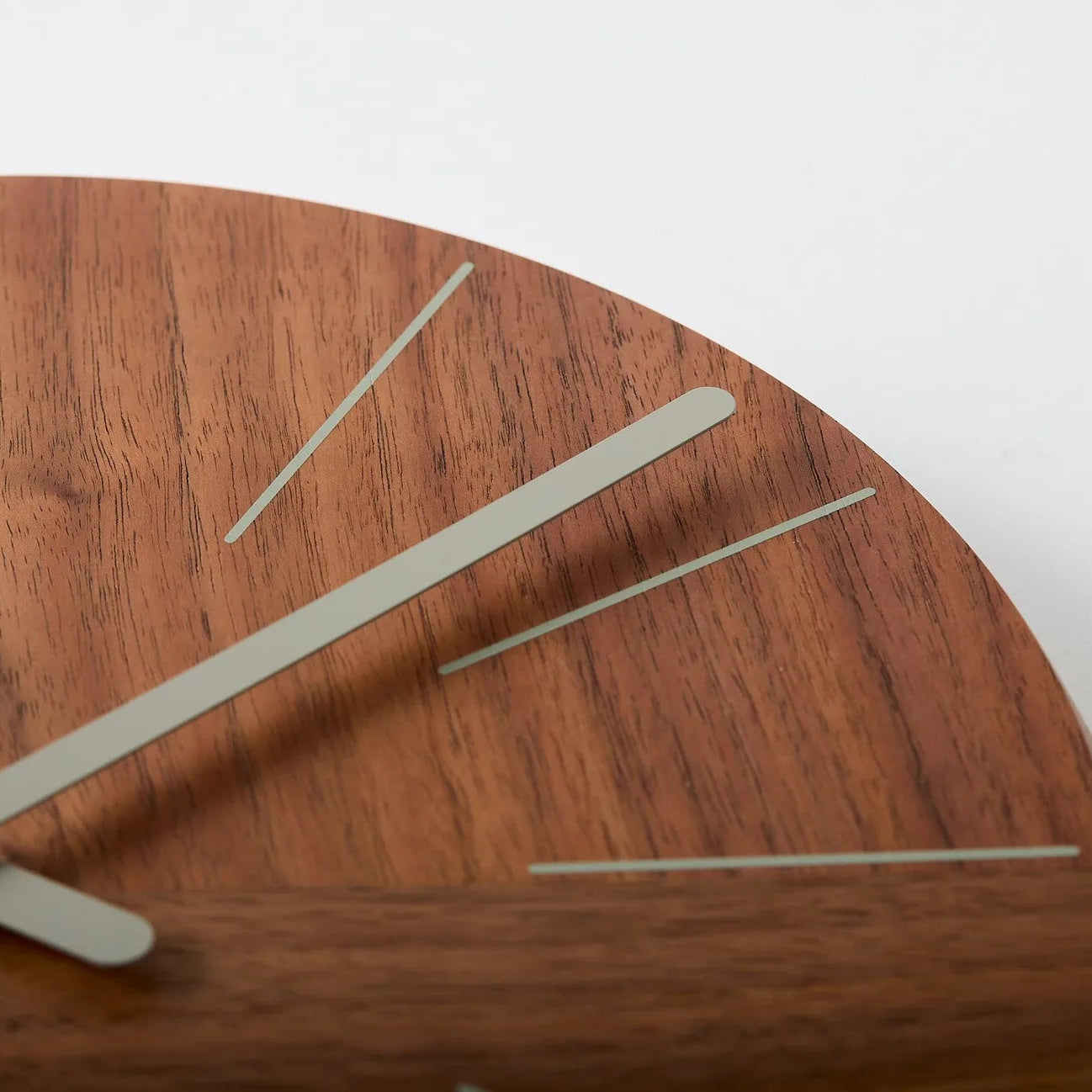 Enjirin Japanese clock-type bevel circle measuring tool for precise angle and woodworking measurements.
