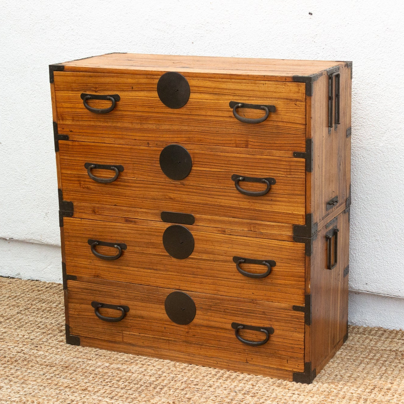 Fūga antique Japanese 2-piece tansu dresser with traditional wood joinery and iron hardware.