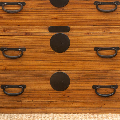 Fūga antique Japanese 2-piece tansu dresser with traditional wood joinery and iron hardware.