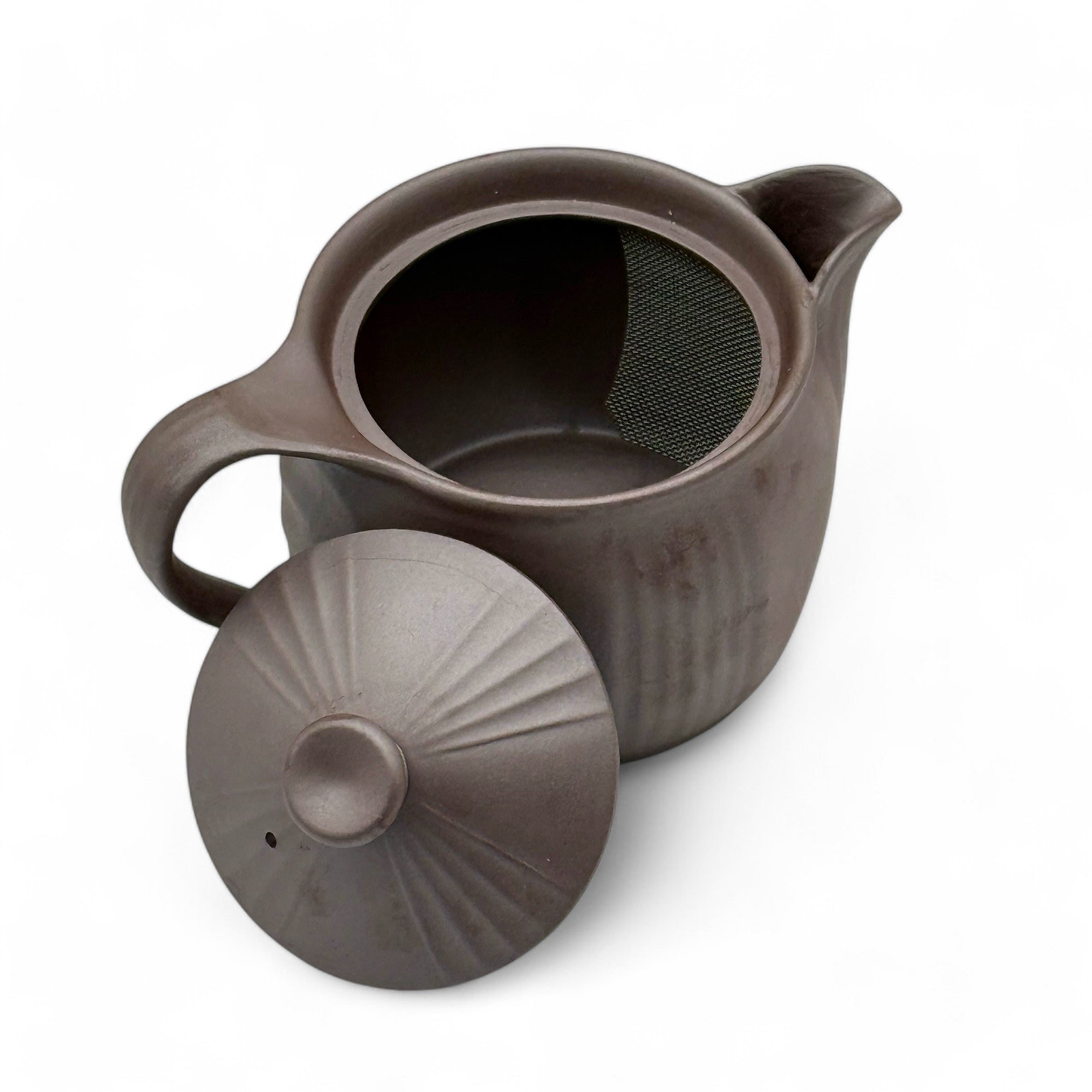 Handmade Ichiro Brown Banko-yaki Kyusu Japanese teapot for brewing green tea with authentic traditional ceramic craftsmanship.