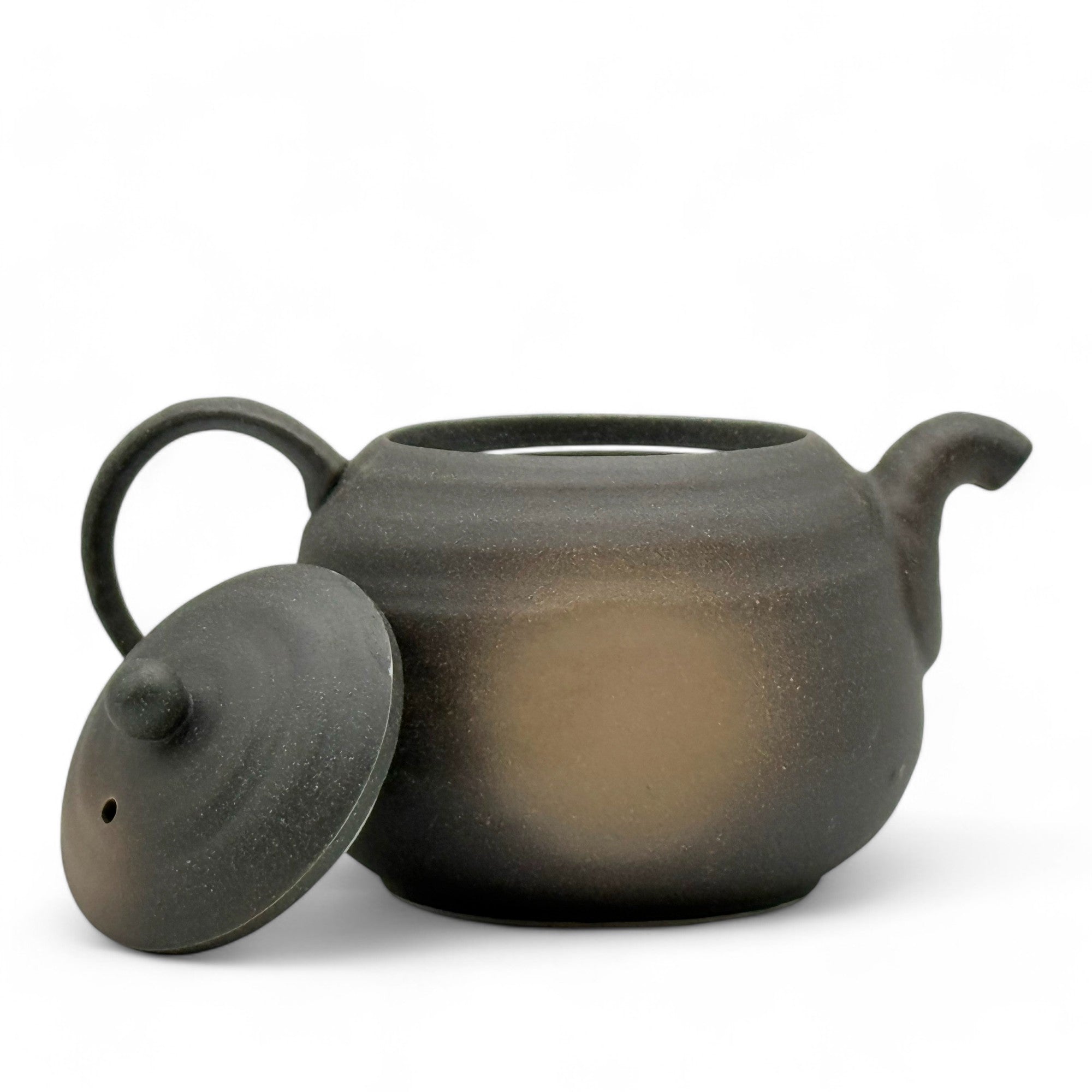 Iga Fukimaru Black Bizen-yaki Kyusu Japanese teapot – handmade ceramic teapot from Japan for brewing loose leaf tea.
