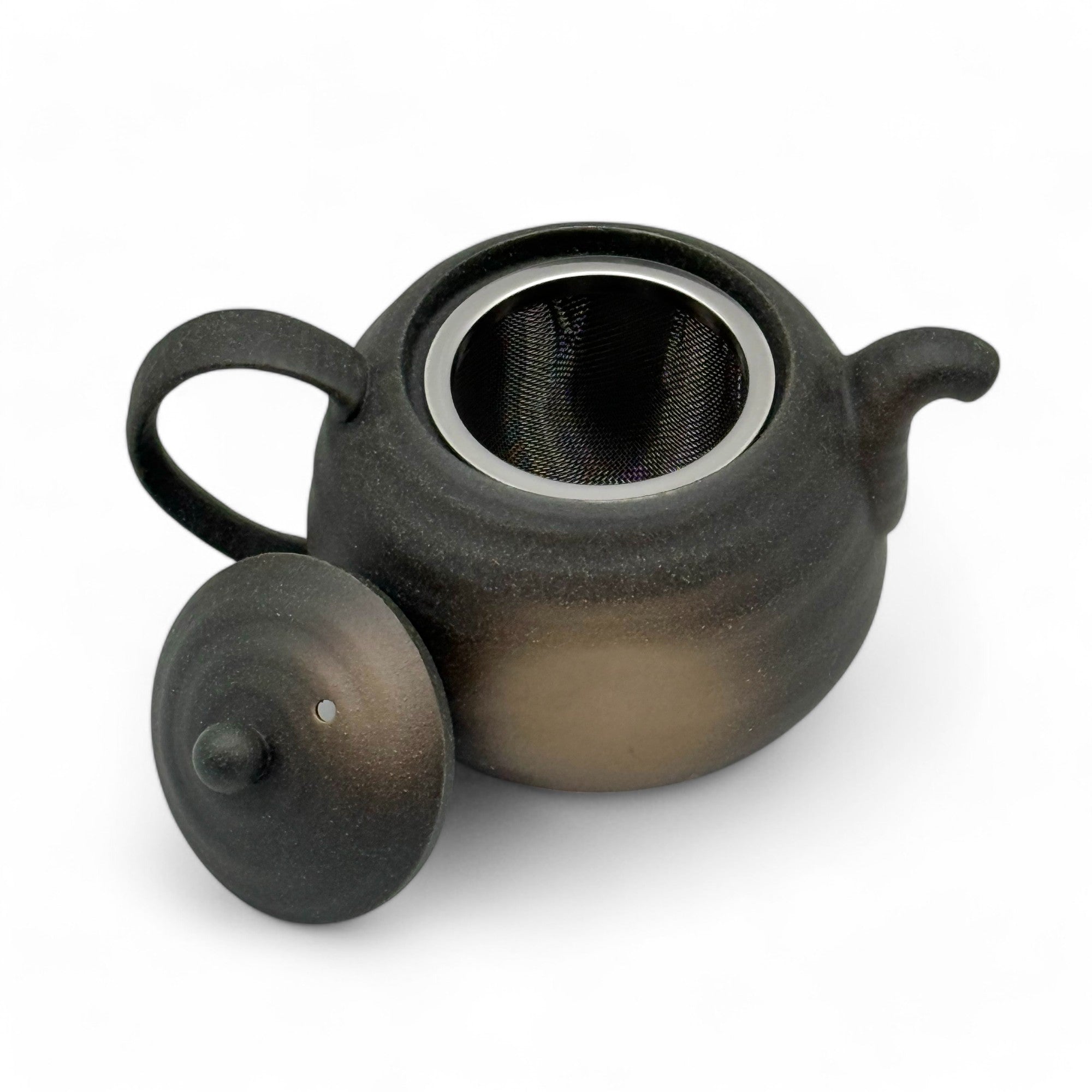 Iga Fukimaru Black Bizen-yaki Kyusu Japanese teapot – handmade ceramic teapot from Japan for brewing loose leaf tea.