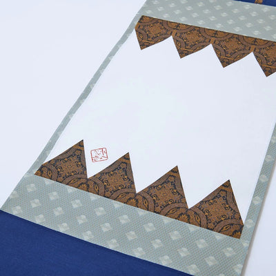 Japanese hanging scroll titled 'Frame of Self, Jaws' – traditional kakejiku wall art with modern abstract theme.