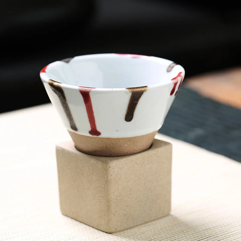 Japanese-style retro ceramic coffee cup with vintage design, ideal for tea or coffee lovers and home decor enthusiasts.