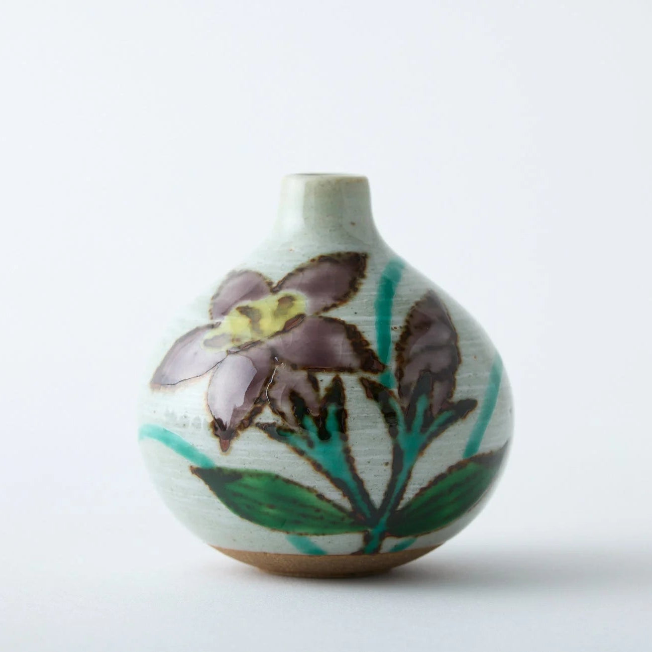 Japanese Tesai Kabin flower vase with Kikyo motif, handmade Karatsu clay with Amakusa slipware finish