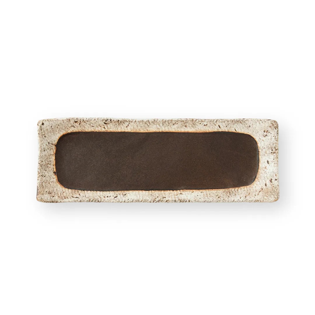 Keshiki Zara Japanese semi-porcelain rectangular plate made from mixed clay for elegant modern dining.