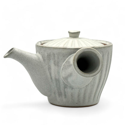 Kiku Kohiki rustic white Tokoname-yaki Kyusu Japanese teapot, traditional ceramic tea pot for brewing green tea.