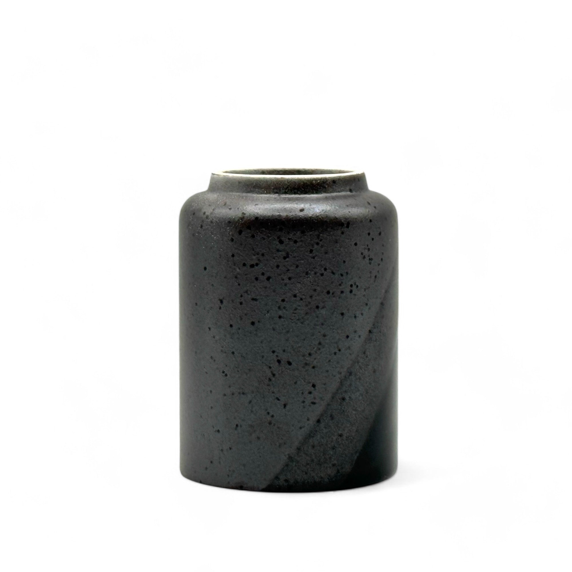 Handcrafted Shigaraki-yaki Yunomi Japanese teacup with traditional glaze, perfect for daily tea rituals.