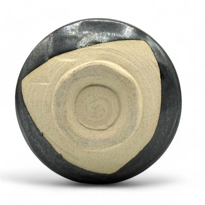 Kokuyu Urushi black chawan Japanese matcha bowl handcrafted Mino-yaki tea bowl from Japan.