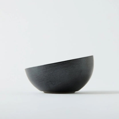 Marubi Japanese Utage small round bowl – handcrafted ceramic tableware for elegant and traditional Japanese dining.