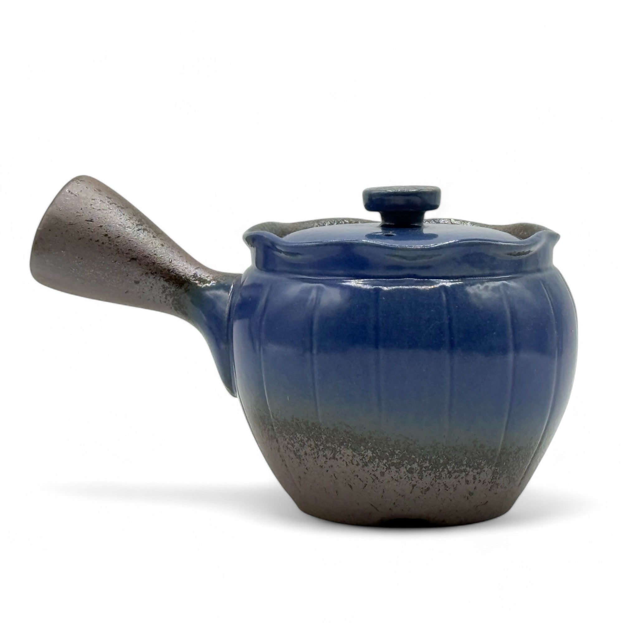 Maruyoshi Toki blue Banko-yaki kyusu Japanese teapot – handmade ceramic teapot for brewing green tea.