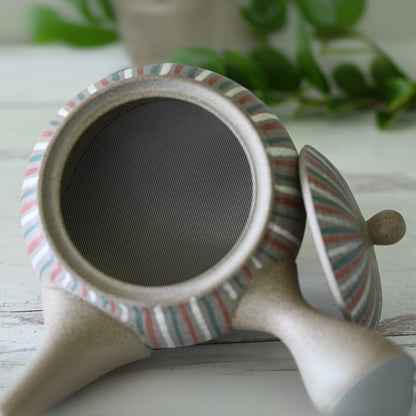 Miyabi Striped Tokoname-Yaki Kyusu Teapot handcrafted in Japanese clay for authentic tea brewing.