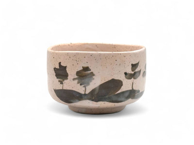 Momoyama Sansui pink Mino-yaki chawan Japanese matcha bowl for traditional tea ceremony.