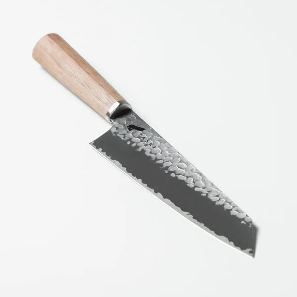 Premium 7-inch kiritsuke knife, Japanese VG10 steel chef knife for precision slicing and multipurpose cooking.