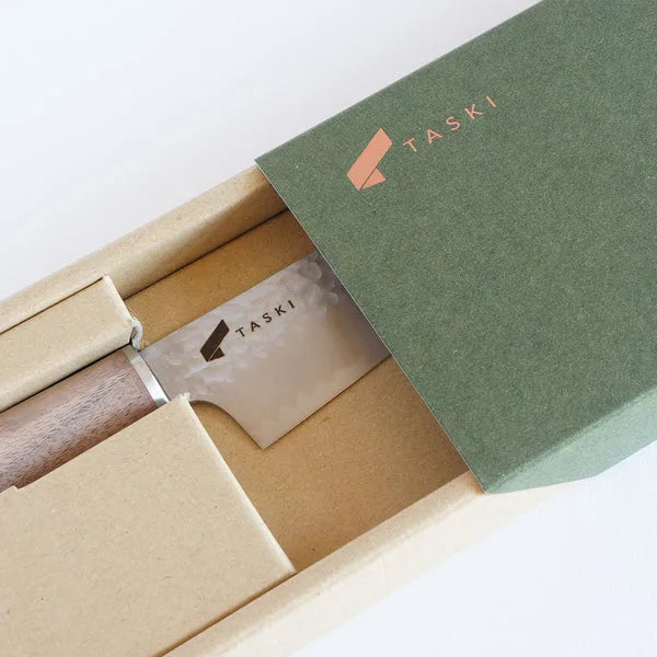 Premium 7-inch kiritsuke knife, Japanese VG10 steel chef knife for precision slicing and multipurpose cooking.