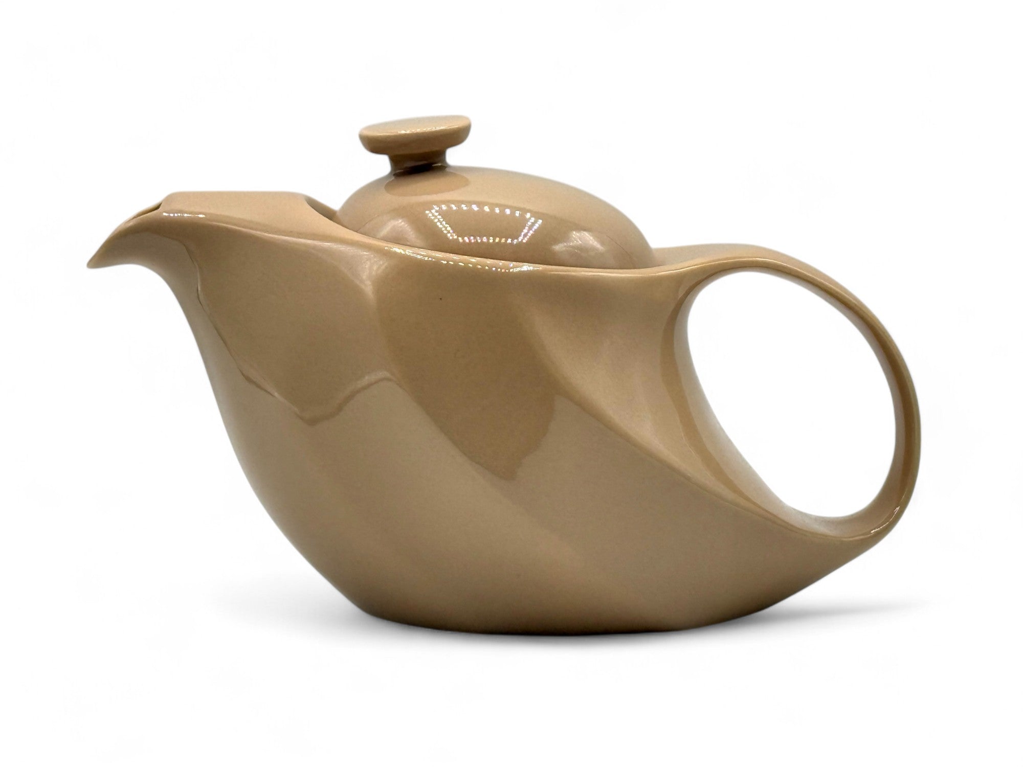 Rakuchin Beige Mino-yaki porcelain Kyusu teapot – traditional Japanese teaware handcrafted for elegant tea brewing.