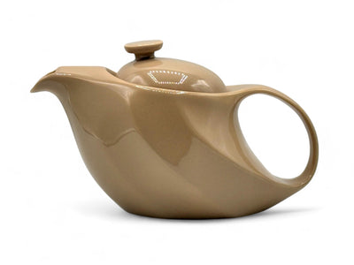 Rakuchin Beige Mino-yaki porcelain Kyusu teapot – traditional Japanese teaware handcrafted for elegant tea brewing.