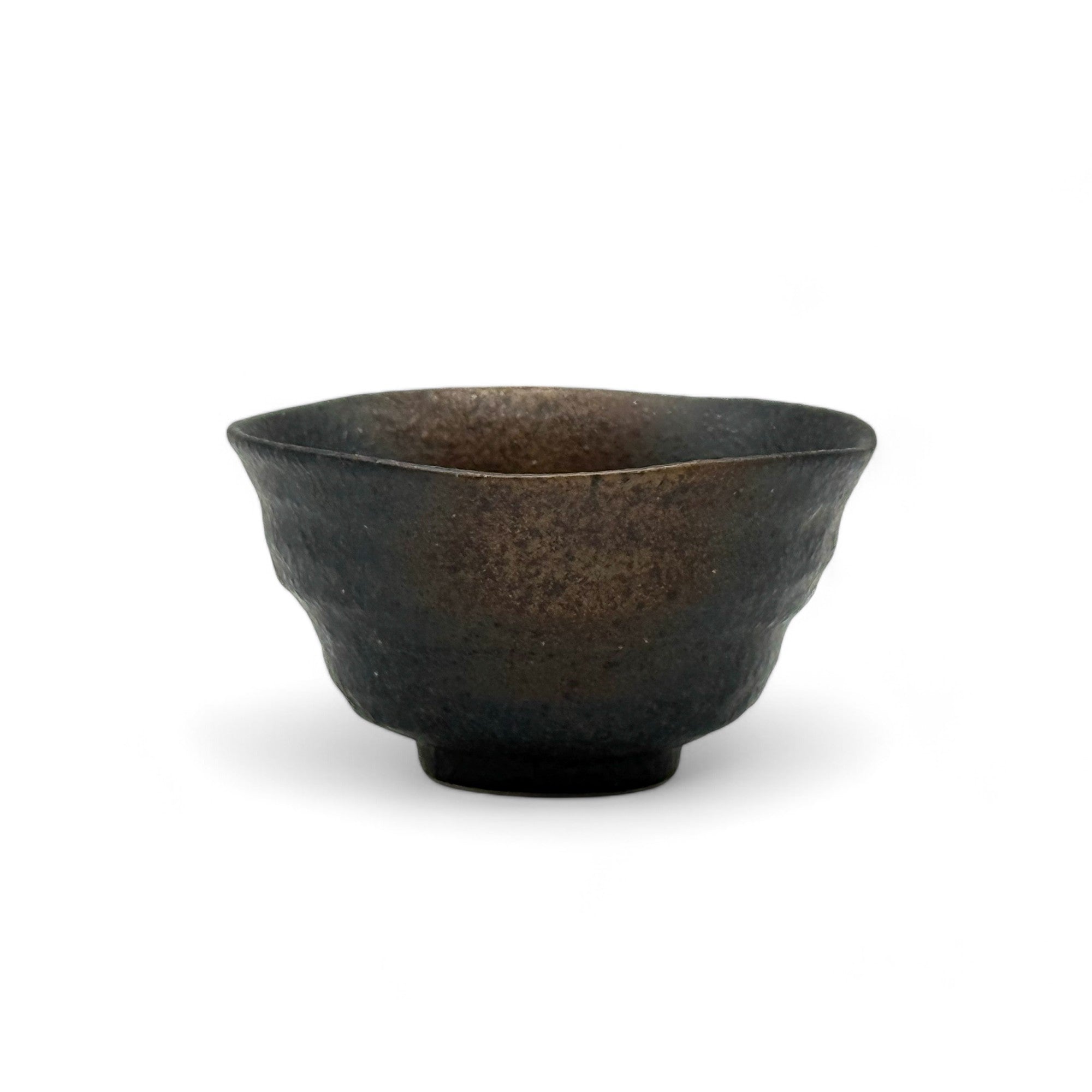 Handcrafted Bizen-yaki Yunomi Japanese Sencha teacup with traditional glaze, perfect for daily tea rituals.