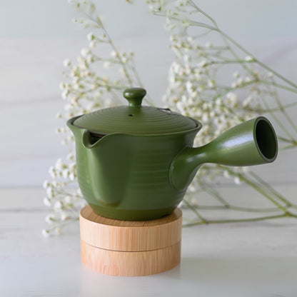 Ryokufū Green Tokoname-Yaki Kyusu, handcrafted Japanese teapot perfect for brewing green tea.