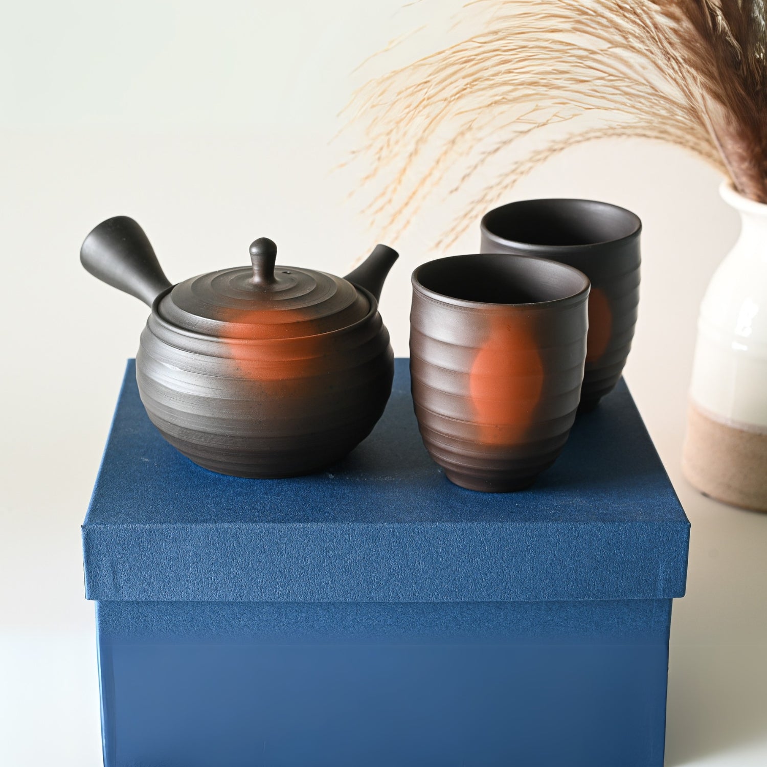 Satori Japanese Kyusu tea set – traditional ceramic teapot for authentic matcha and green tea ceremony.