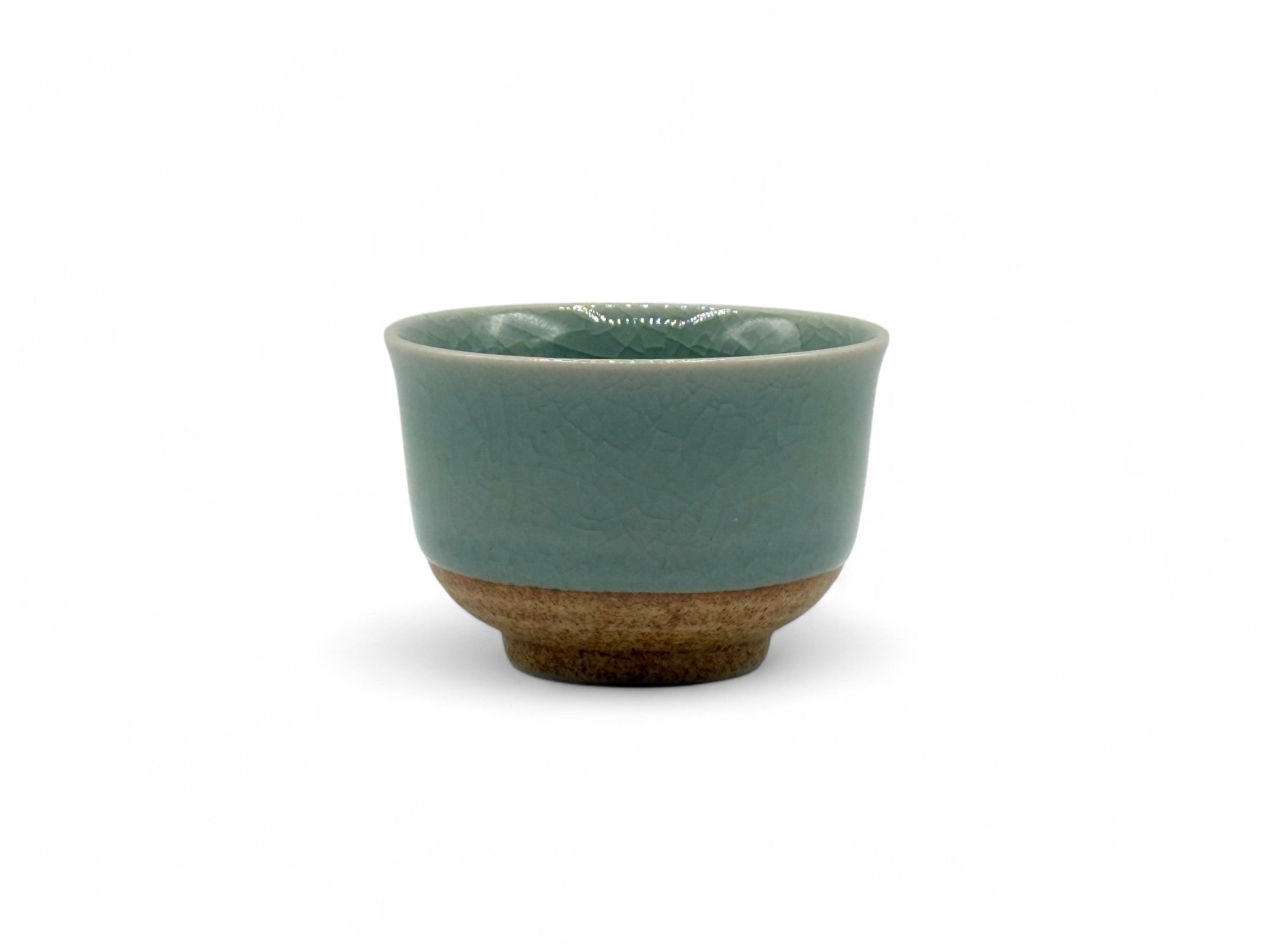 Handcrafted Mino-yaki Yunomi Japanese Sencha teacup with traditional glaze, perfect for daily tea rituals.