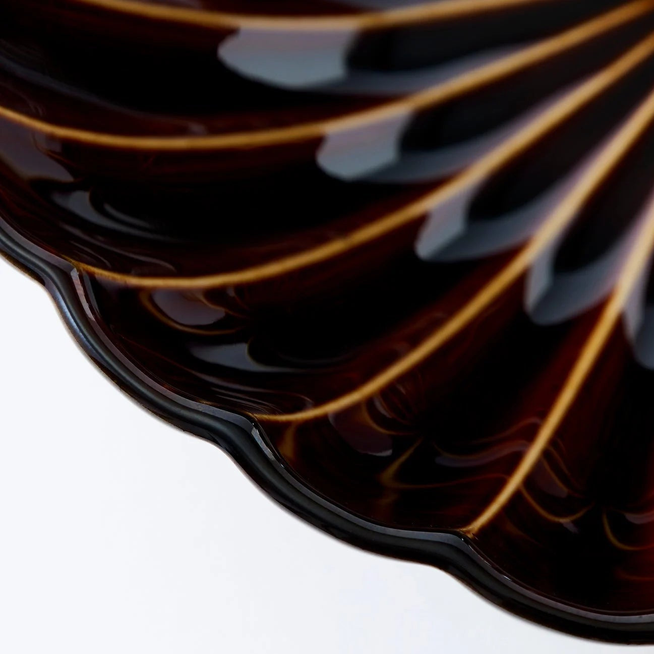 Shitsuei Japanese deep round lacquer bowl in rich brown, large size, handcrafted for elegant traditional serving.