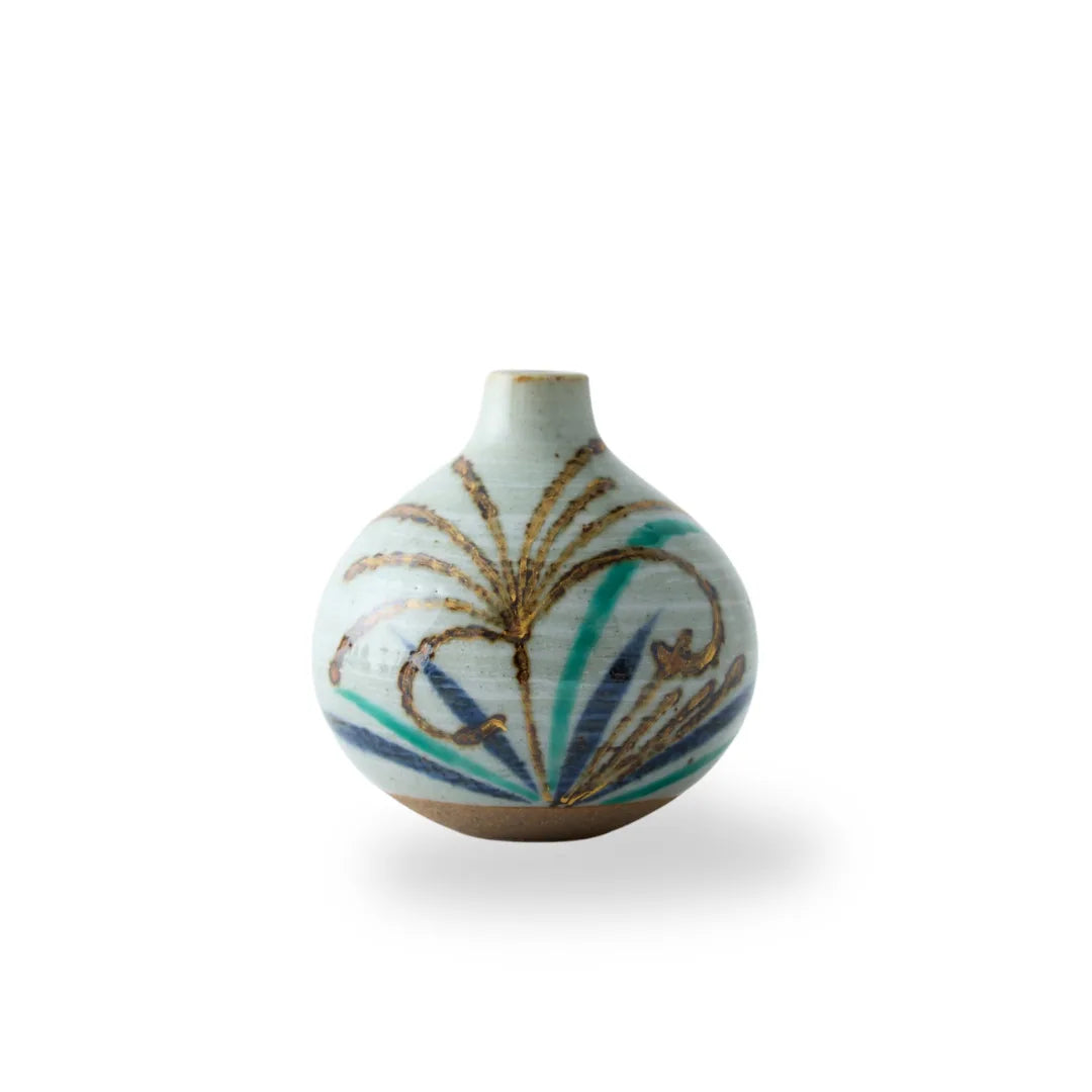Susuki Tesai Kabin Japanese flower vase, handcrafted ceramic for traditional ikebana and home décor display.