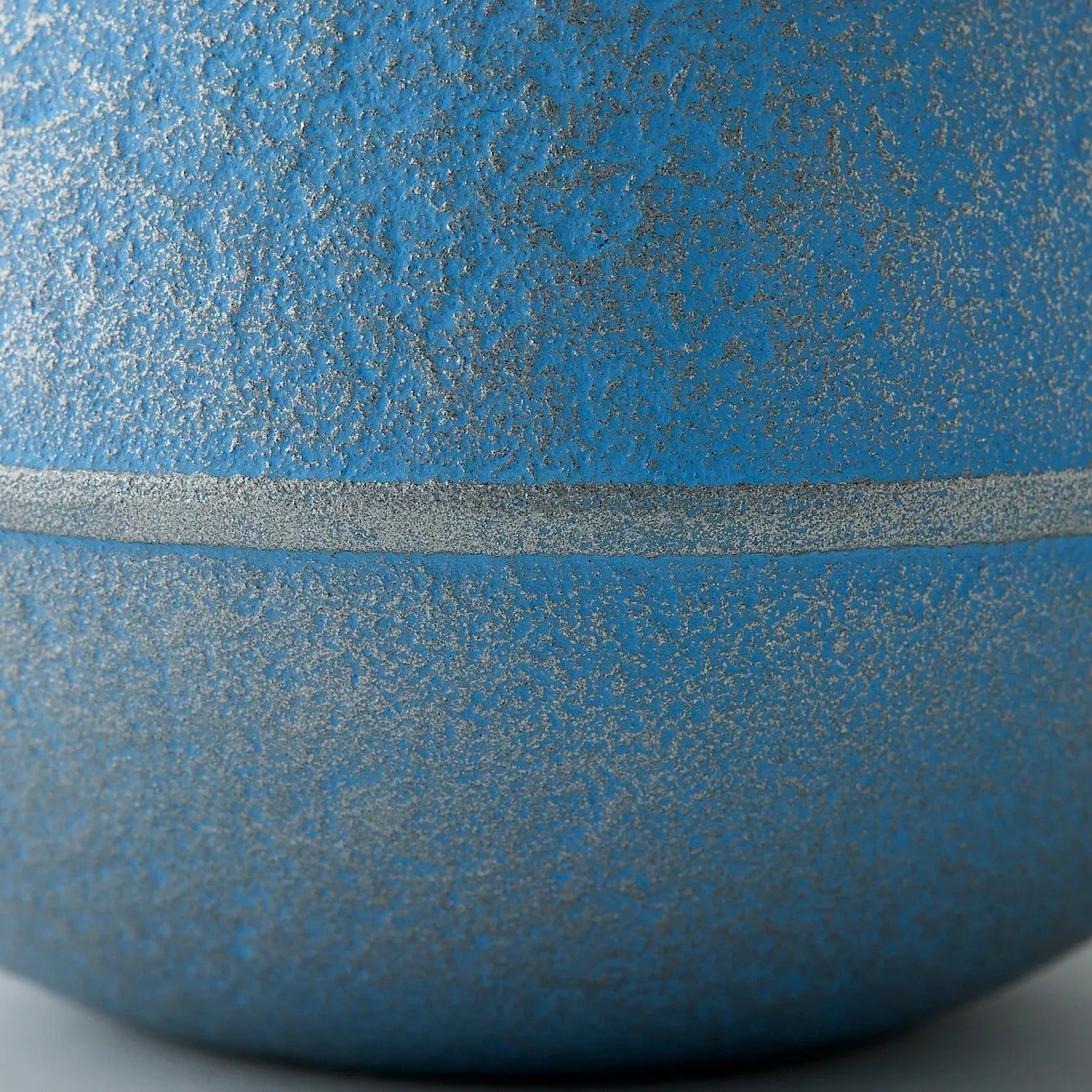 Tamayu Nambu ironware egg teapot – handcrafted Japanese cast iron kyusu for elegant tea brewing.