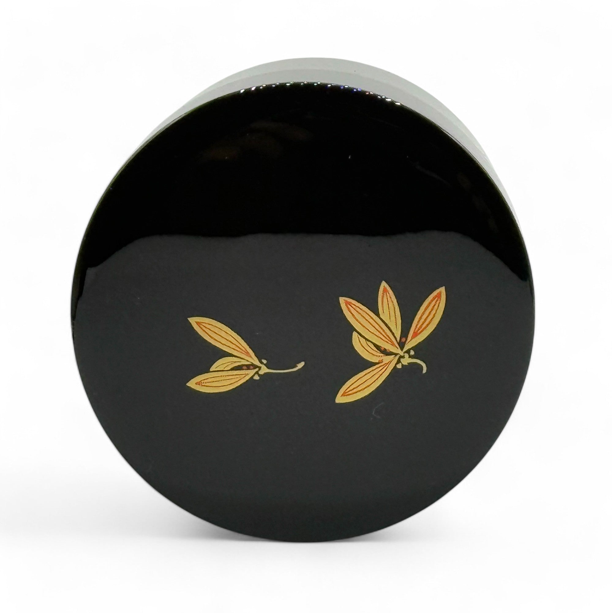 Resin tea canister, authentic Japanese Chazutsu for tea storage and decoration.