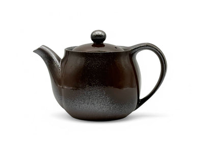 Toffee brown Banko-yaki Kyusu Japanese teapot, handcrafted ceramic teaware perfect for brewing green tea.