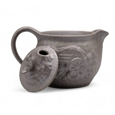 Handcrafted Tori Tobidashi Banko-yaki Kyusu Japanese teapot for authentic green tea brewing, featuring traditional side handle design.