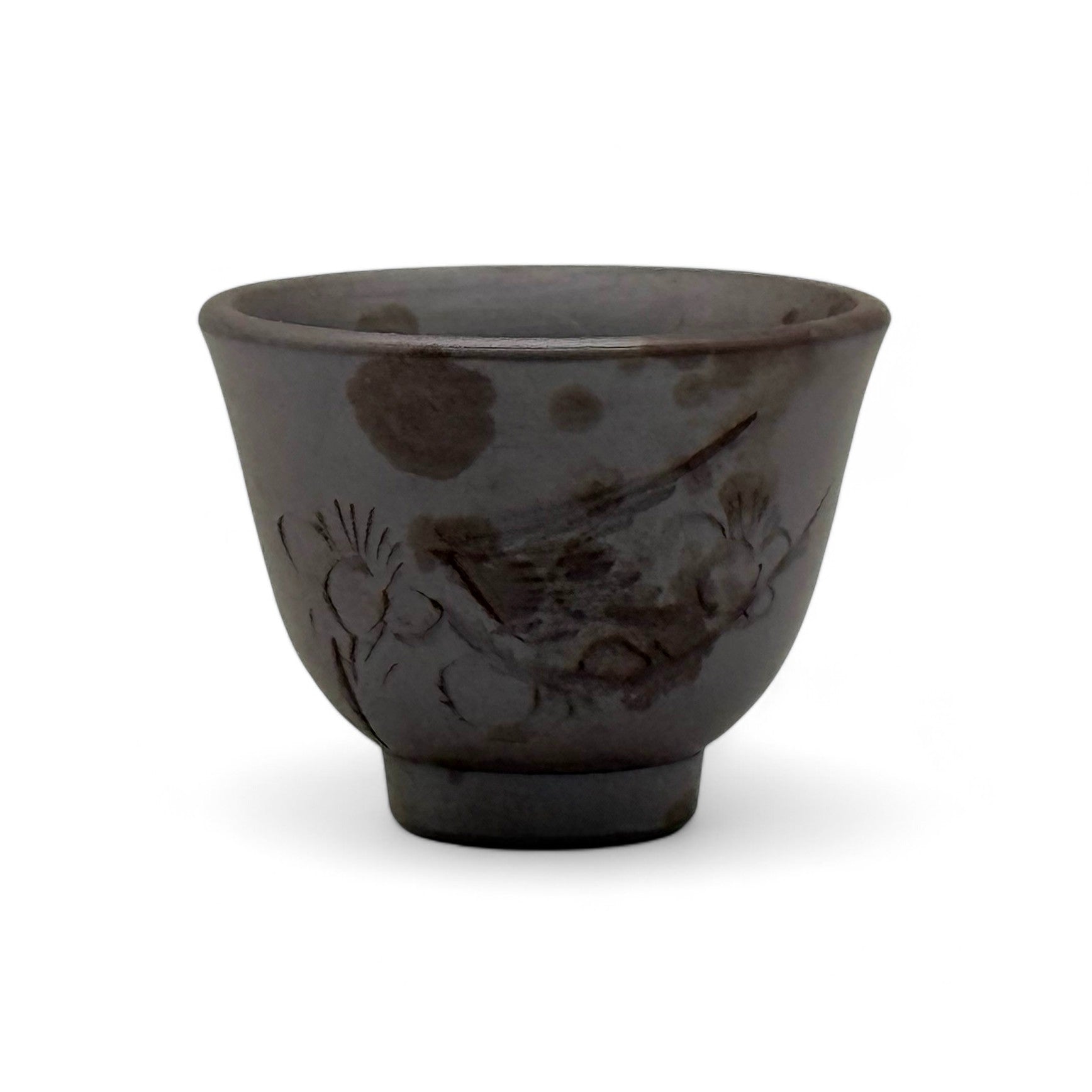 Handcrafted Mino-yaki Yunomi Japanese Sencha teacup with traditional glaze, perfect for daily tea rituals.